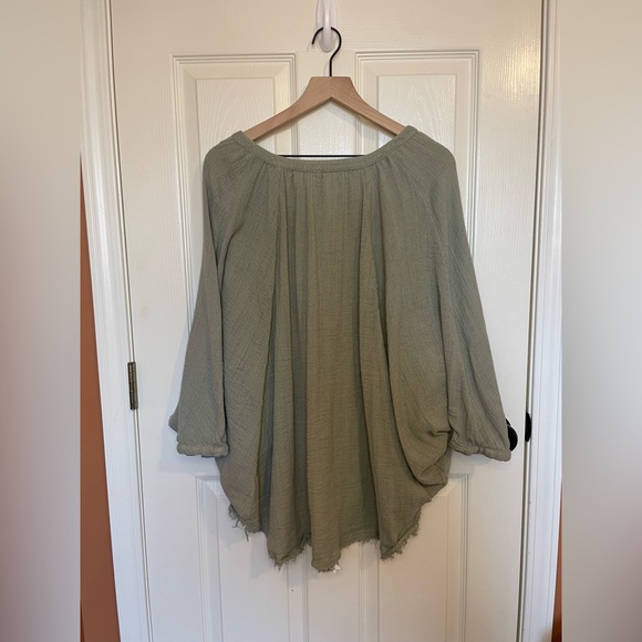 Free People Seersucker Henley - Picture 8 of 9